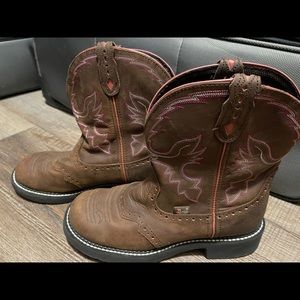 Women’s Justin Gypsy Boots (brown)